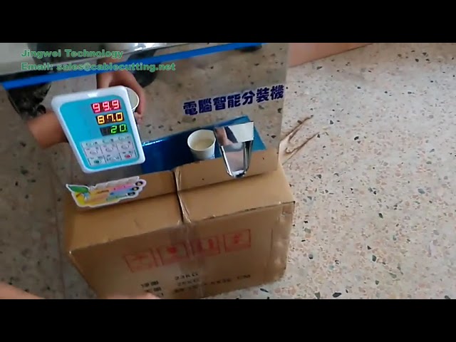 Yarı Otomatik 100-500g Bitki Tozu Dozaj Makinesi | Hassas Paketleme Çözümü
