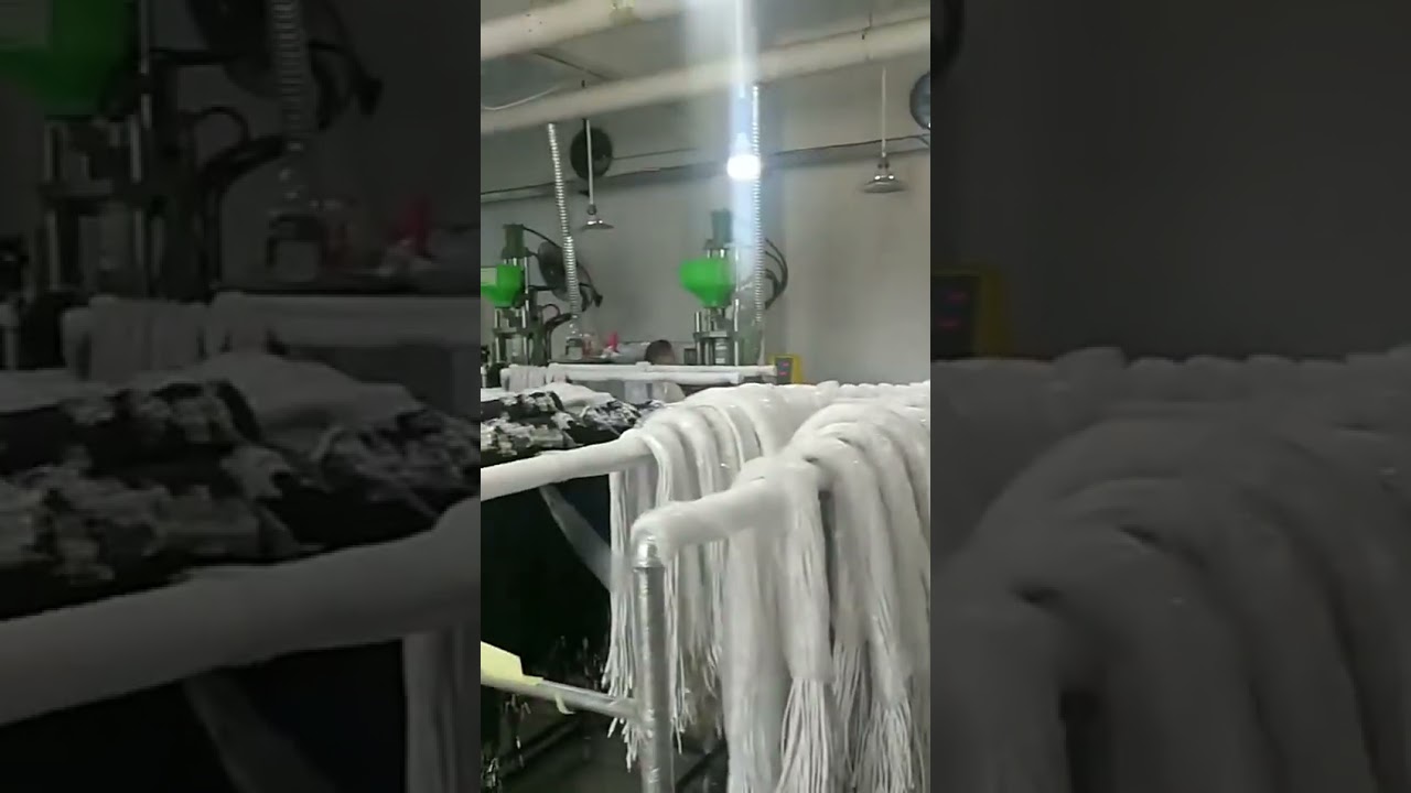 20-T Plastic Injection Molding Machine for DC Plug & Data Cable Molding PVC, TPE, PP, PE