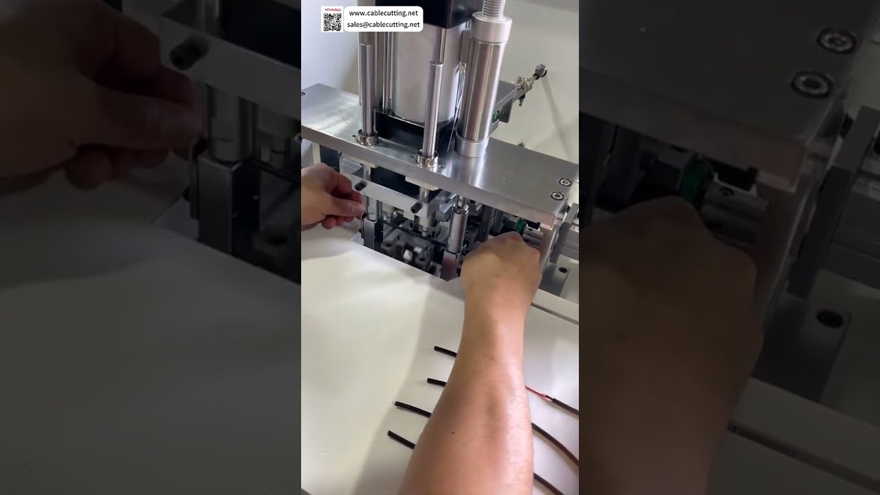 Yüksek Verimli Orta Bölüm Sıyırma Makinesi ile Kablo Soyma İşlemi
