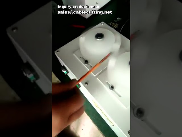 Ekranlı Tel Fırçalama Aleti ve Veri Kablosu Örgü Tarama ile Fırçalama Makineleri