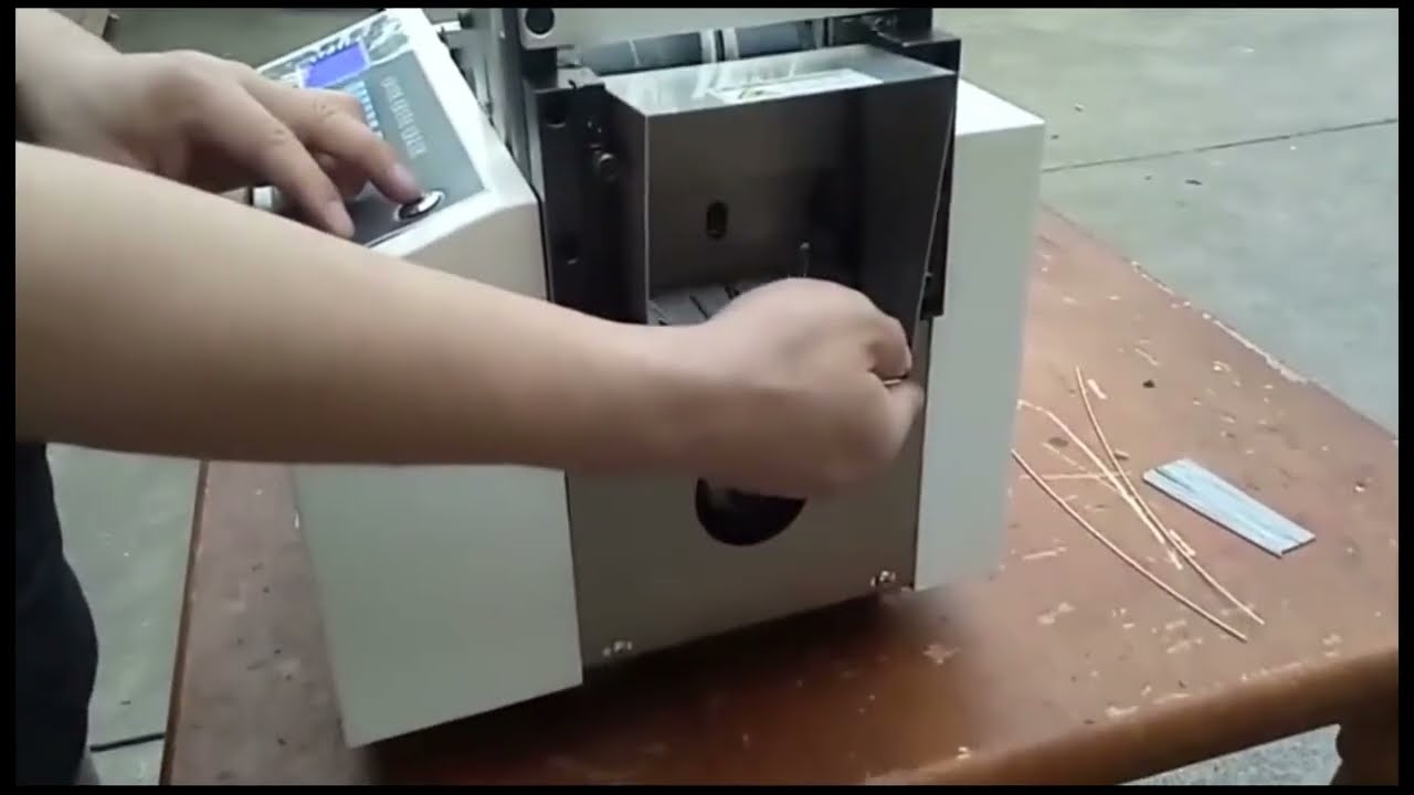 Otomatik Akıllı Hassas Halat, Demir ve Metal Tel Kesme Makinesi