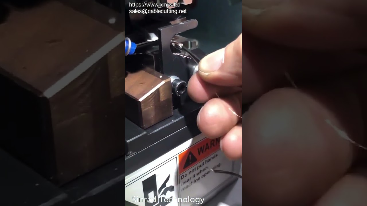 JST ve Molex Yalıtımlı Terminaller İçin Yüksek Hassasiyetli Servo SF Sıkma Makinesi